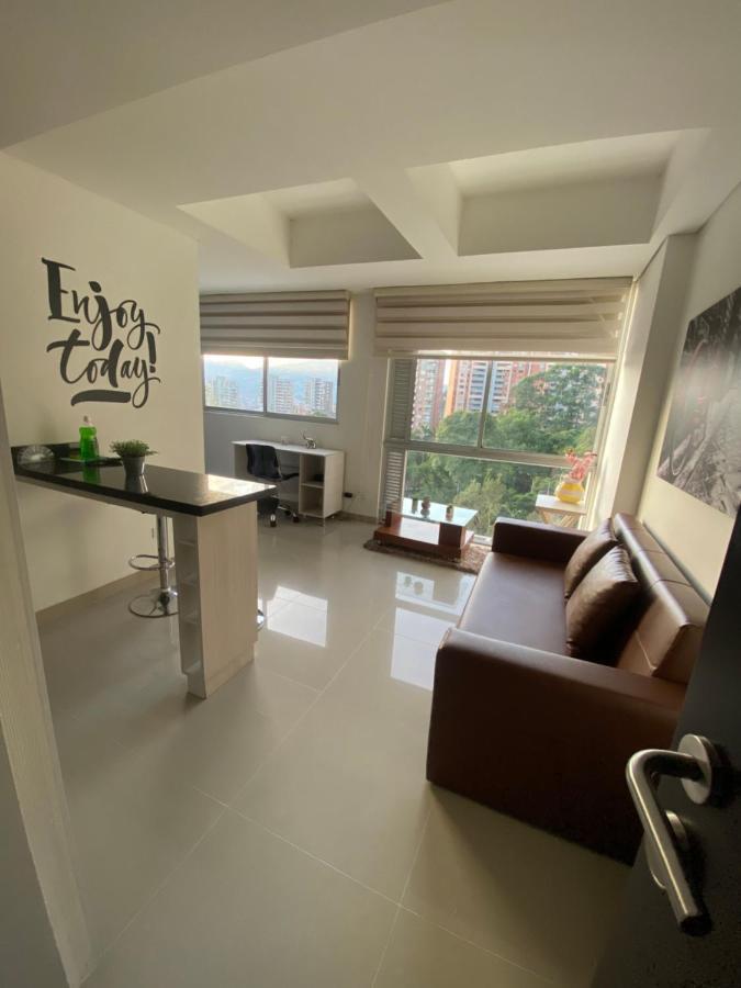 Apartasuite Moderna - En El Corazon Del Poblado Medellín Eksteriør bilde