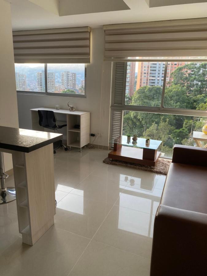 Apartasuite Moderna - En El Corazon Del Poblado Medellín Eksteriør bilde